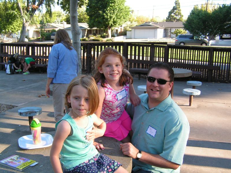 Lindsay, Nicki & Dad