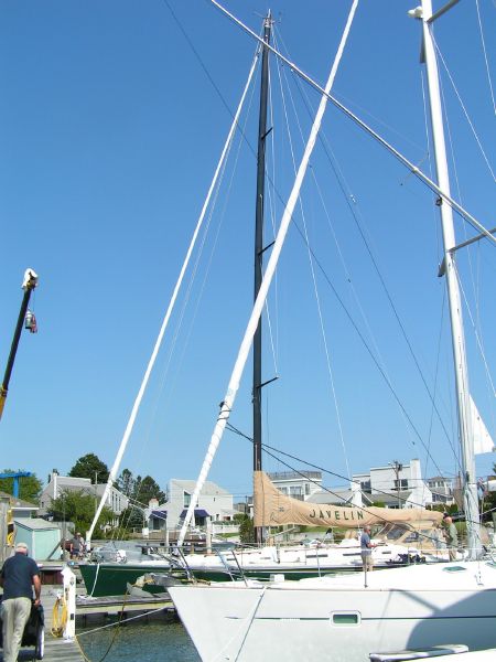 The black mast ...