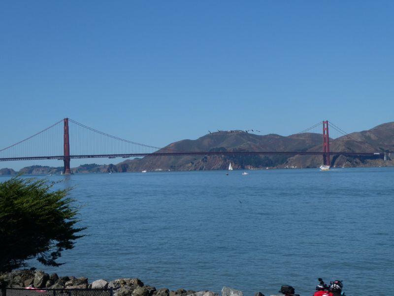 Golden Gate Bridge<br>(still no wind)